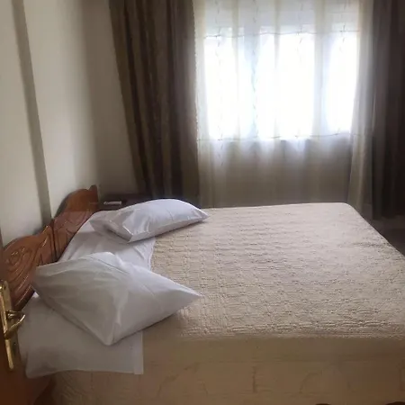 Eden 2* Gjirokastër