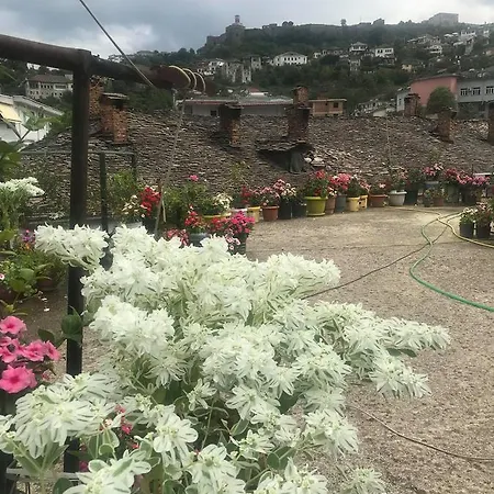Отель Eden