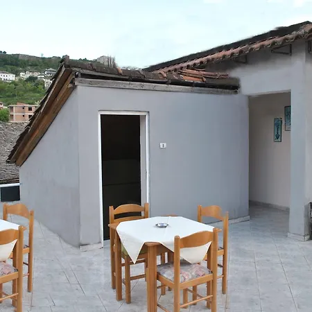 Eden 2* Gjirokastër