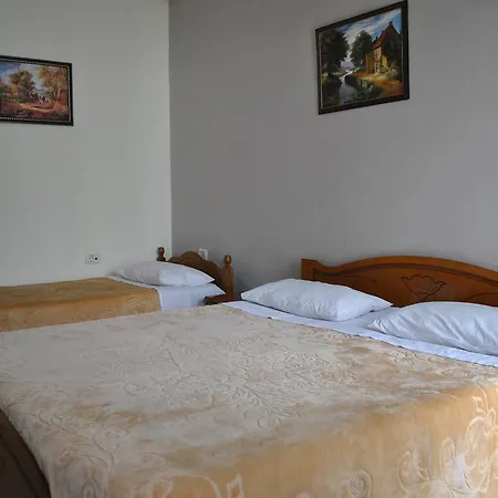 Eden 2* Gjirokastër