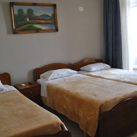 Hotel Eden 2*