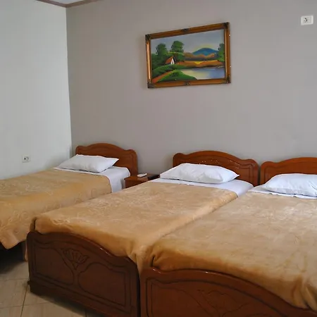 Eden 2* Gjirokastër